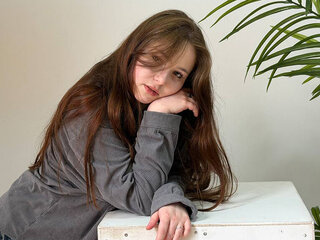 AlicaRenoy's Most Recent Photo