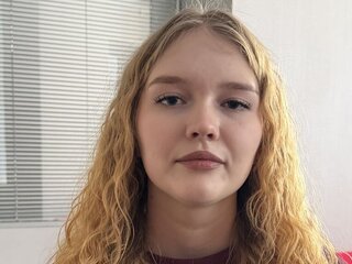 TessaTolland's Most Recent Photo